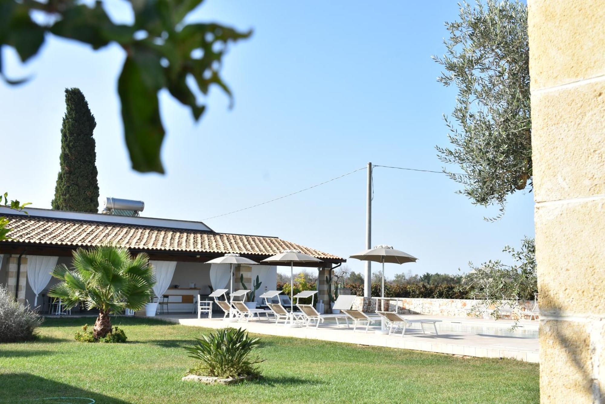 Masseria Tenuta Flora Maria 레베라노 외부 사진