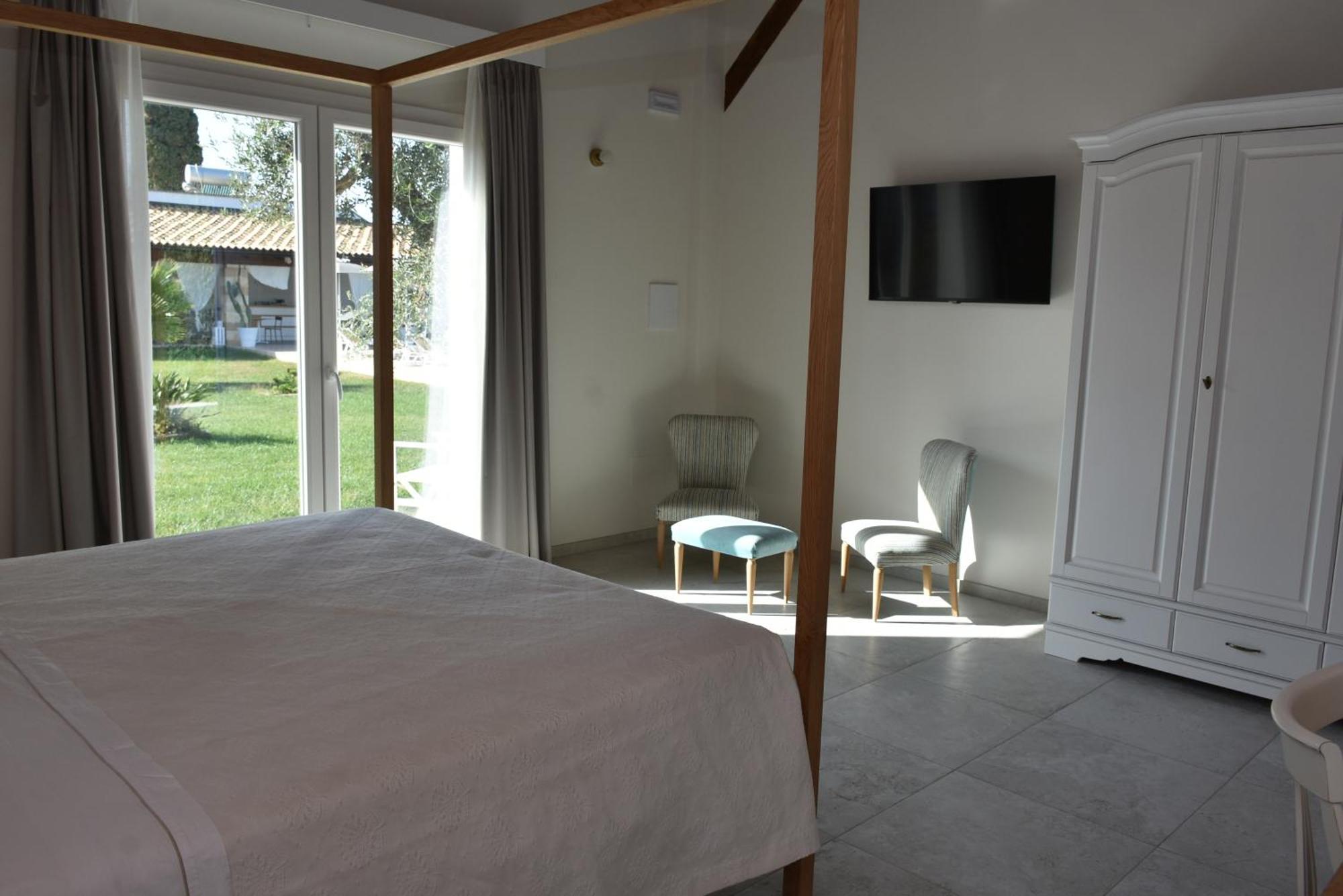 Masseria Tenuta Flora Maria 레베라노 외부 사진