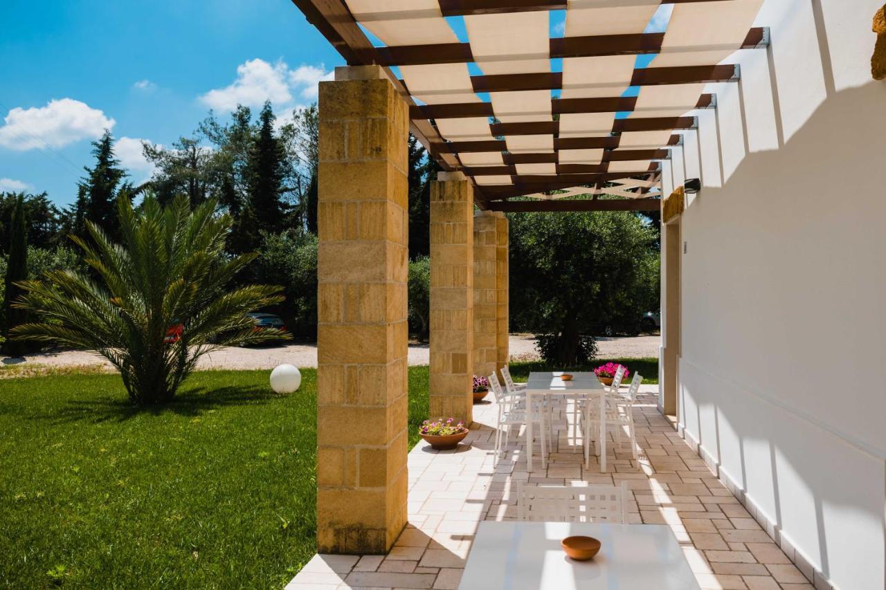 Masseria Tenuta Flora Maria 레베라노 외부 사진