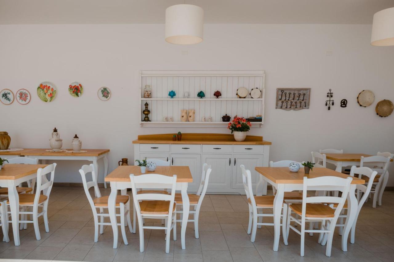 Masseria Tenuta Flora Maria 레베라노 외부 사진