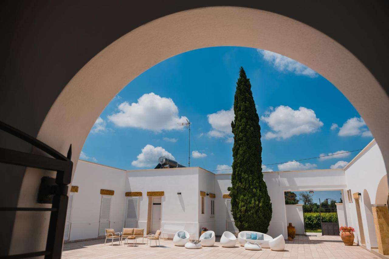 Masseria Tenuta Flora Maria 레베라노 외부 사진
