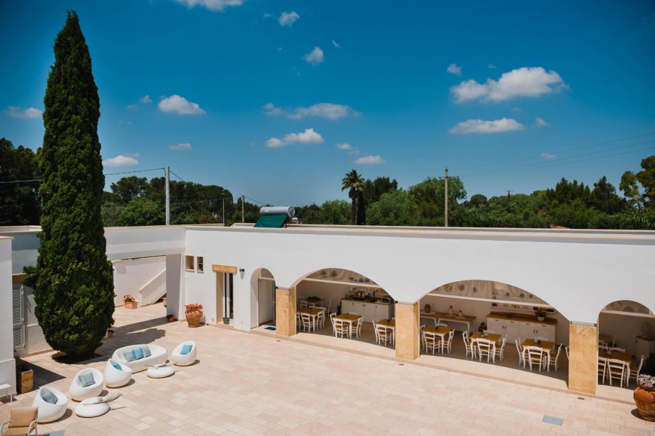 Masseria Tenuta Flora Maria 레베라노 외부 사진
