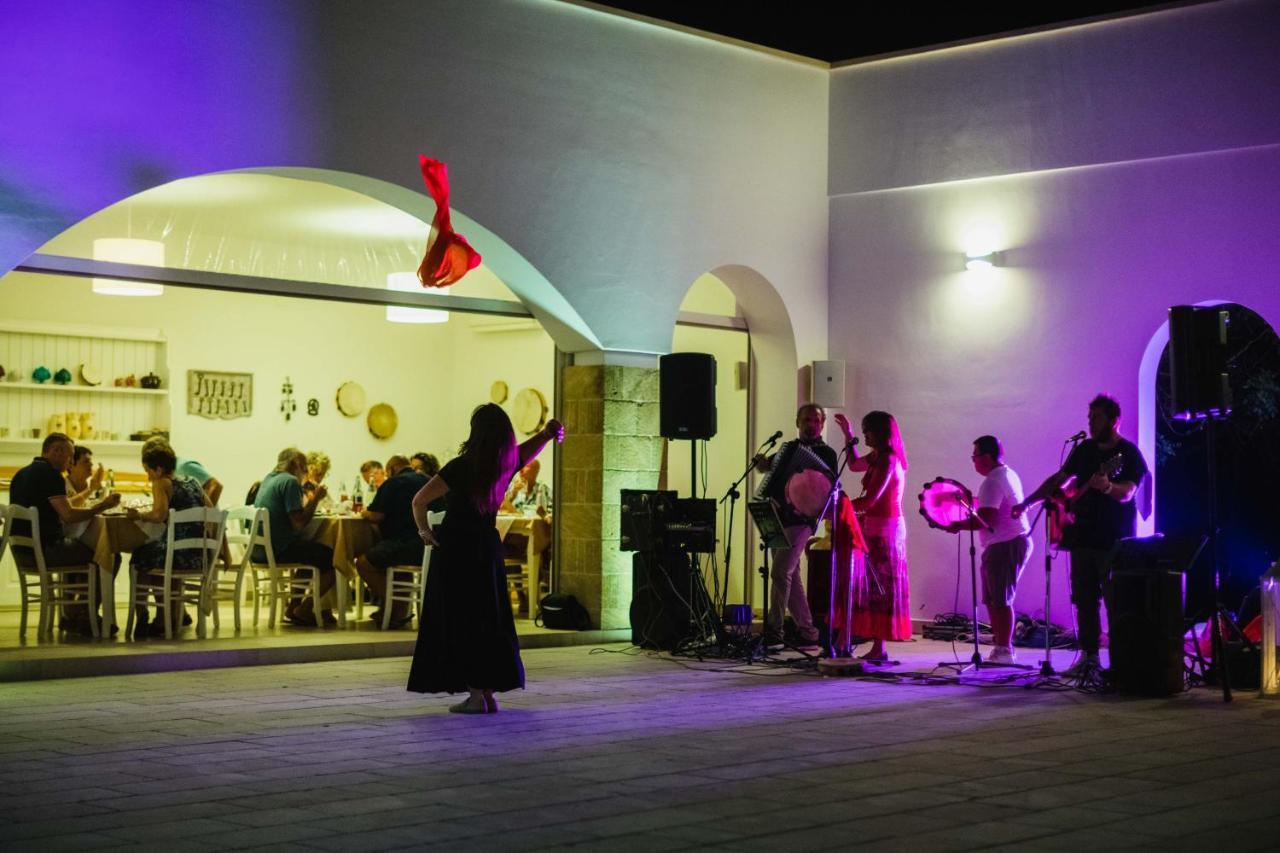 Masseria Tenuta Flora Maria 레베라노 외부 사진
