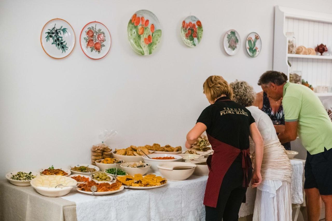Masseria Tenuta Flora Maria 레베라노 외부 사진